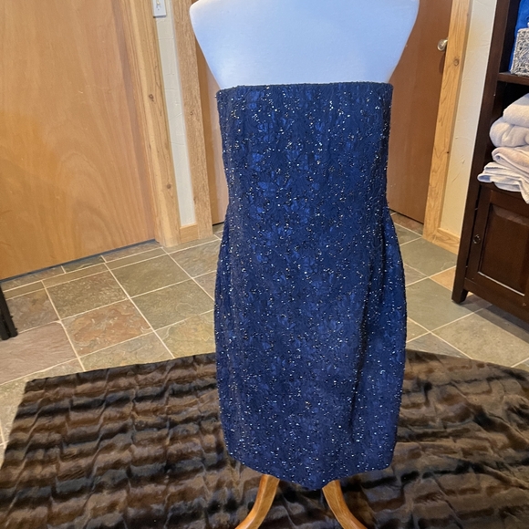 Carmen Marc Valvo Size 14 Strapless Dress & Jacket - Picture 3 of 7